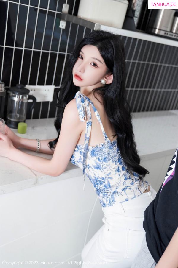 周于希dummy  [XiuRen]高清写真图 2023.08.11 No.7225 周于希Sally 厦门旅拍第27张图片
